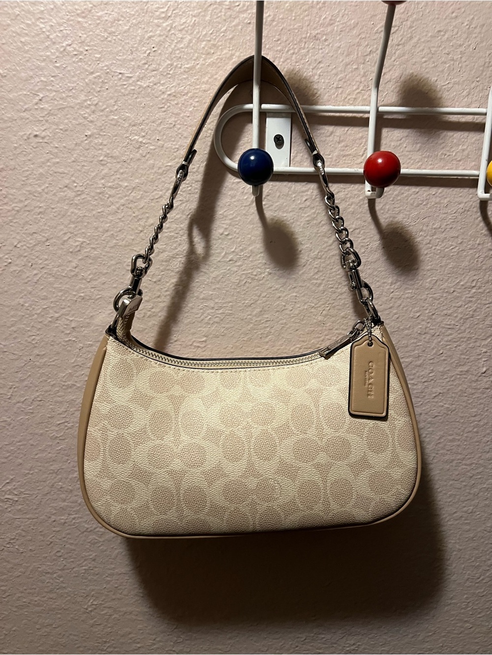 COACH Cream Signature Canvas Shoulder Bag with Tan Trim - Picture 2 of 2